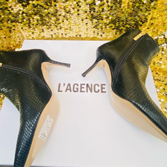 🖤AIMEE II BLACK SNAKE POINTED TOE BOOTIES💛 - Picture 3 of 8